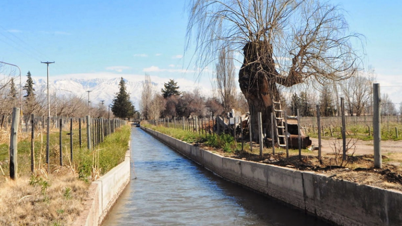 Mendoza busca mejorar el aprovechamiento del agua en Valle de Uco